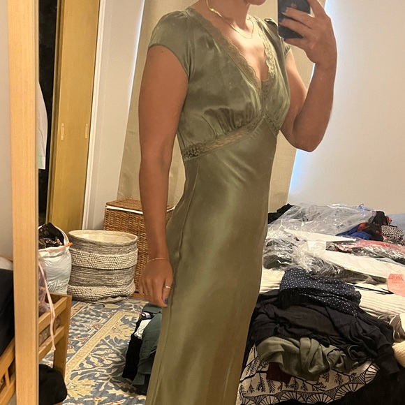 Reformation Sage Green silk Coven Midi Dress - Picture 3 of 3